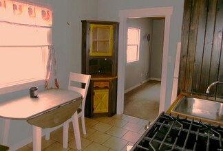 809 Mercer Ave in Decatur, IN - Building Photo - Building Photo