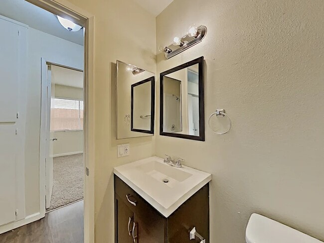 4355 Laurelhurst Rd in Moorpark, CA - Building Photo - Building Photo