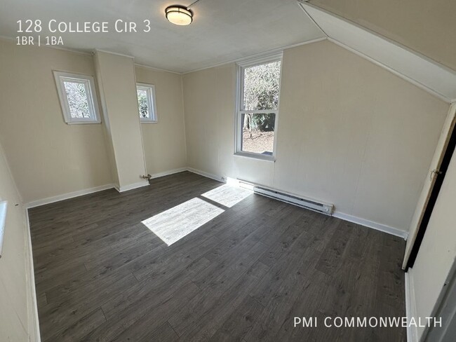 128 College Cir in Staunton, VA - Building Photo - Building Photo