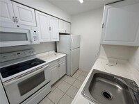 2866 S University Dr, Unit 5107 in Davie, FL - Foto de edificio - Building Photo