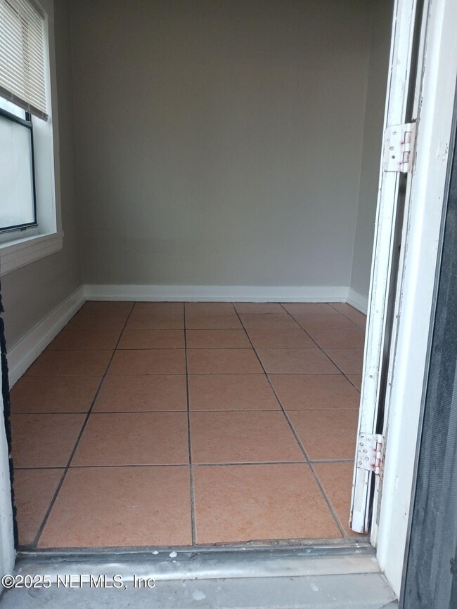 110 E 15th St in Jacksonville, FL - Building Photo - Building Photo
