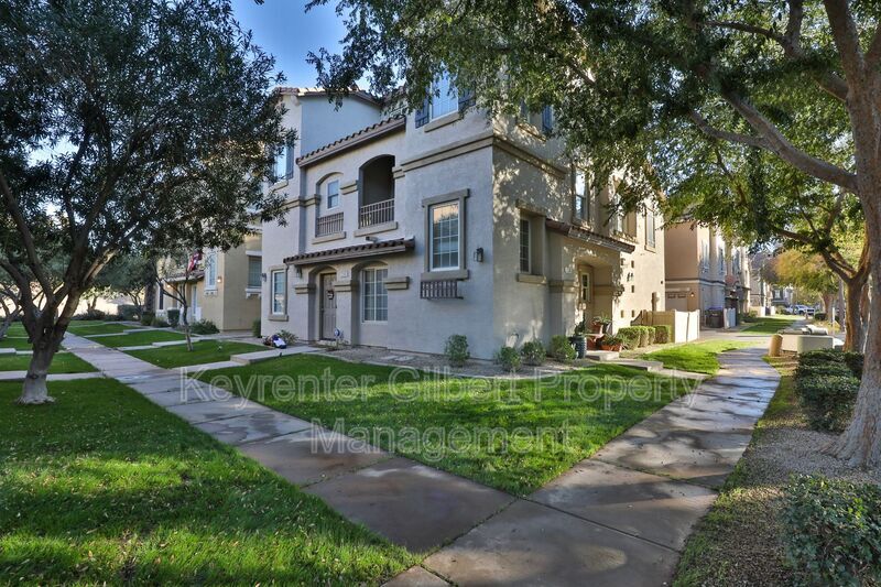 4206 E Jasper Dr in Gilbert, AZ - Building Photo