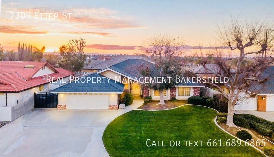 7309 Etter St in Bakersfield, CA - Building Photo