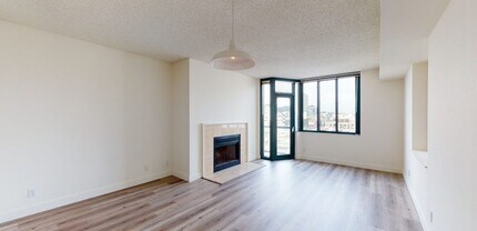 Trinity Towers Apartments in San Francisco, CA - Foto de edificio - Building Photo
