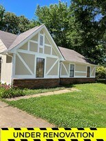 4439 Stoney Creek Cove in Memphis, TN - Building Photo