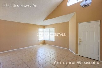 6561 Hemingway Dr in Riverside, CA - Building Photo - Building Photo