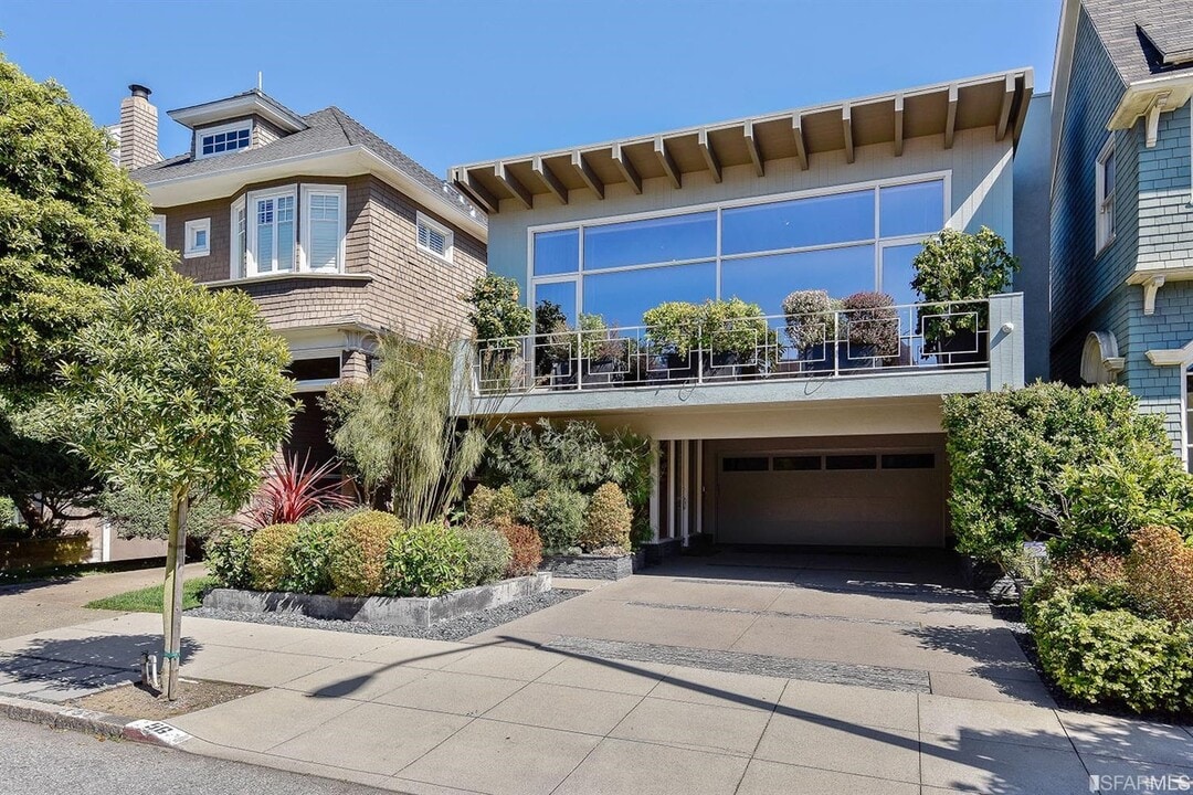 56 Jordan Ave in San Francisco, CA - Building Photo