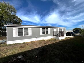 222 B St in Converse, TX - Building Photo - Building Photo