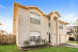 4342 Lakewood Dr in Pasadena, TX - Building Photo - Building Photo