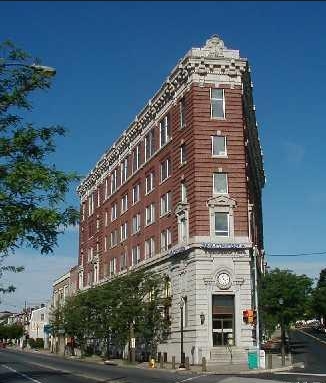 301 Broadway in Bethlehem, PA - Foto de edificio