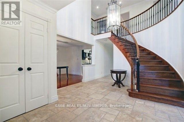 310 Hidden Trail in Toronto, ON - Building Photo - Building Photo