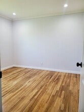 11541 Robert Ln in Garden Grove, CA - Foto de edificio - Building Photo