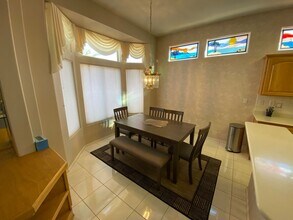 10220 Villa Ridge Dr in Las Vegas, NV - Building Photo - Building Photo