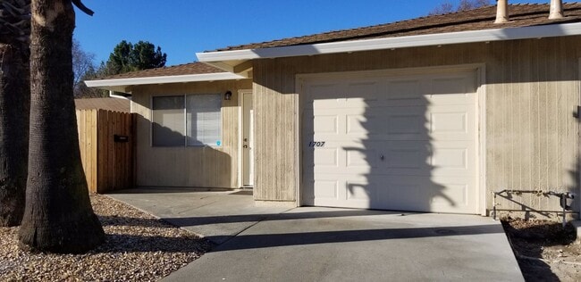property at 1707 Monarch Ln