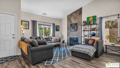 1574 Amelia Way in Palm Springs, CA - Building Photo - Building Photo