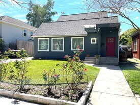 4334 Jefferson St in Houston, TX - Building Photo