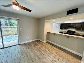 3922 Crayrich Cir in Orlando, FL - Building Photo - Building Photo