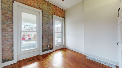 914 S Shelby St in Louisville, KY - Building Photo - Building Photo