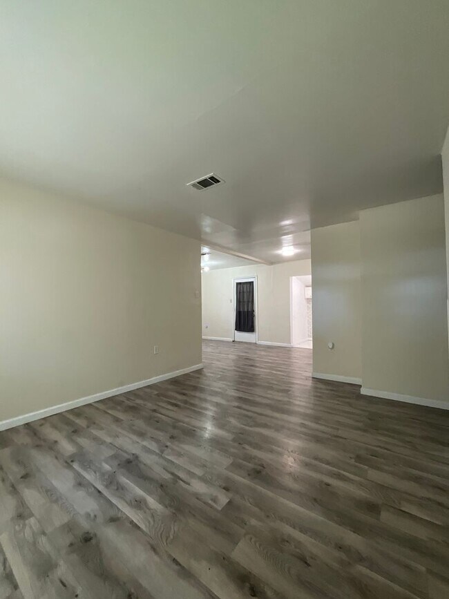 1314 Oak Dr in Leesville, LA - Building Photo - Building Photo