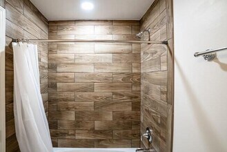 1801 Walker Ave in College Park, GA - Building Photo - Building Photo