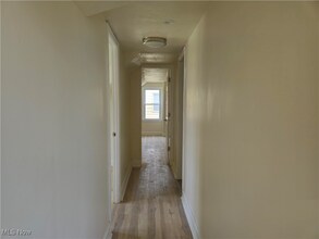 5200 Catherine St in Maple Heights, OH - Building Photo - Building Photo