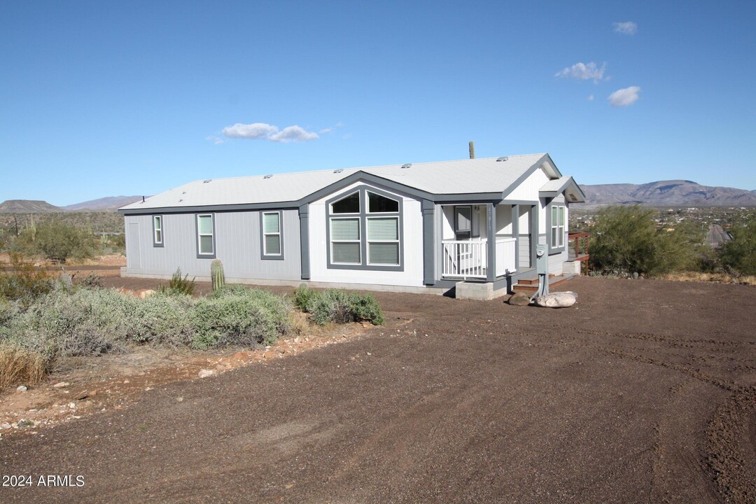 47813 N 40th Ave in New River, AZ - Building Photo