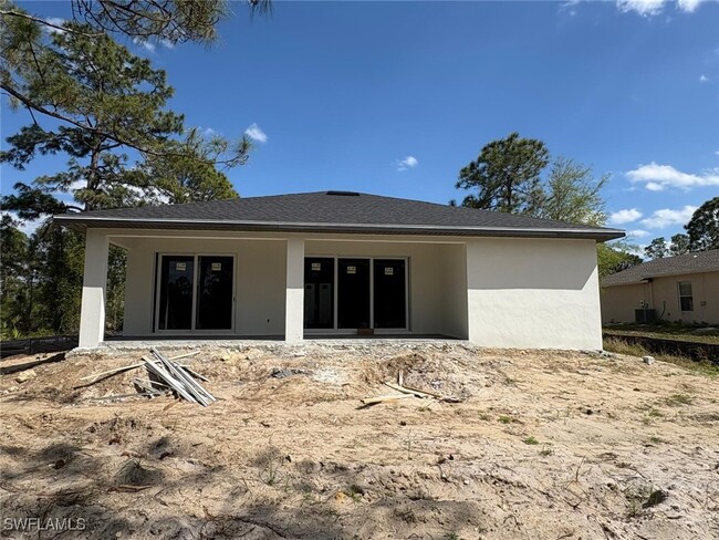 716 Baxter Ave S in Lehigh Acres, FL - Building Photo - Building Photo