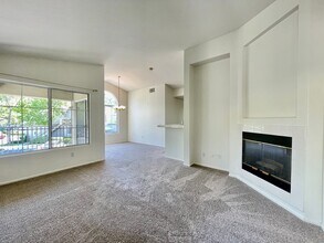 10 Chaumont Cir in Lake Forest, CA - Building Photo - Building Photo