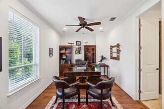 8525 Briarwood Ln in Dallas, TX - Building Photo - Building Photo