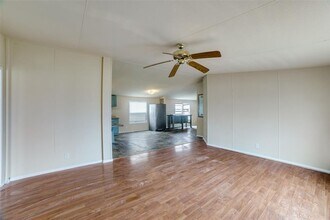 205 Co Rd 212 in Bertram, TX - Building Photo - Building Photo