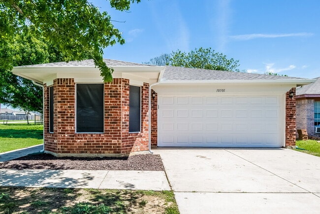 property at 10501 Shadywood Dr