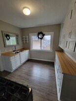 915 2nd St, Unit #2 in Solvay, NY - Building Photo