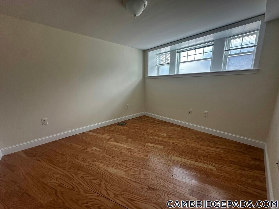 1 Langdon St in Cambridge, MA - Building Photo