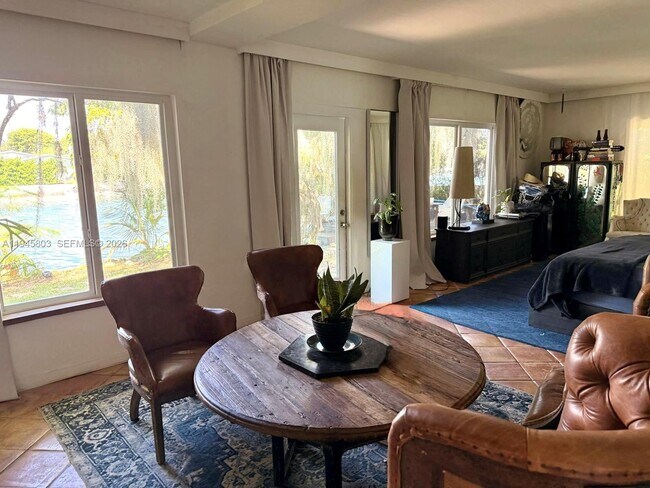 1785 Calais Dr in Miami Beach, FL - Building Photo - Building Photo