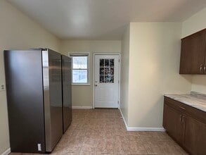 2820 N New England Ave in Chicago, IL - Building Photo - Building Photo