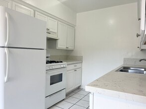 2222 1/2 Grand Ave in San Diego, CA - Building Photo - Building Photo