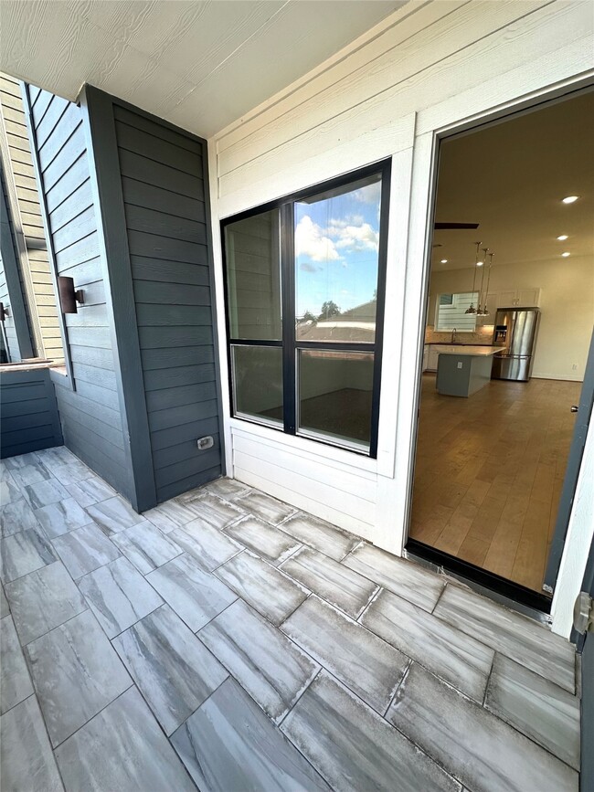 property at 4623 Cochran St