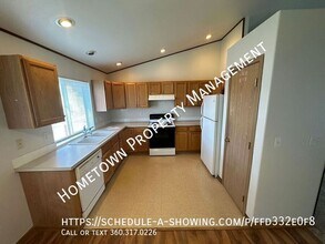 16402 Cascadian Ave SE in Yelm, WA - Building Photo - Building Photo