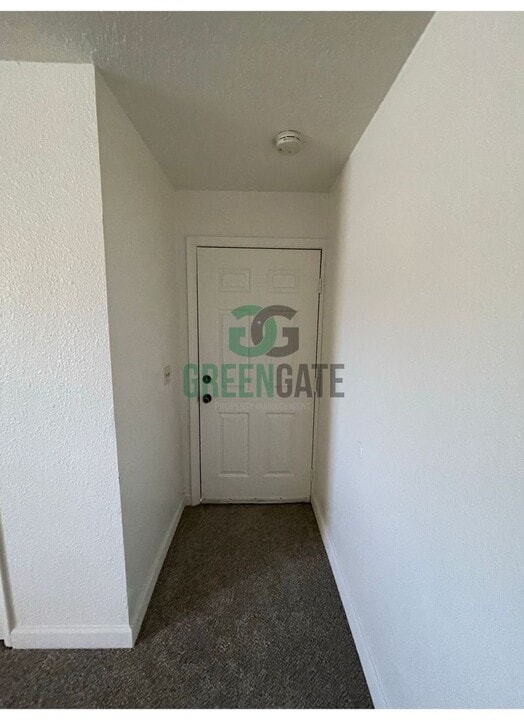3204 Atchison St in Riverbank, CA - Building Photo