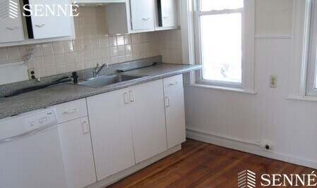 50 Dover St, Unit 50 Dover St #3 in Somerville, MA - Building Photo - Building Photo