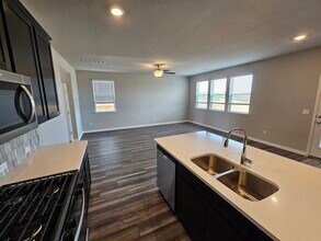 3708 Sweet Watermelon Ln in Buda, TX - Building Photo - Building Photo