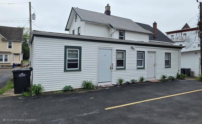 11 Franklin Ave in Pearl River, NY - Building Photo - Building Photo