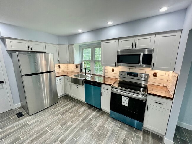 1616 Windsor Ct in Lansdale, PA - Building Photo - Building Photo
