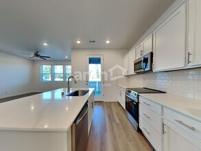 5118 Turnstone St SE in Olympia, WA - Foto de edificio - Building Photo