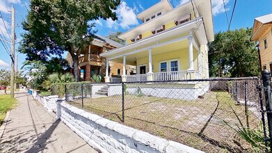 343 7th St W in Jacksonville, FL - Building Photo - Building Photo