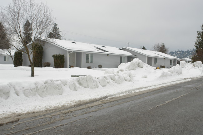 Pinewood Village in Rathdrum, ID - Building Photo - Building Photo