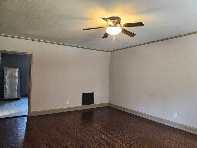 4911 Sunnyside Ave in Chattanooga, TN - Building Photo - Building Photo