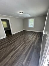 121 1/2 Patrick St in Gastonia, NC - Building Photo - Building Photo