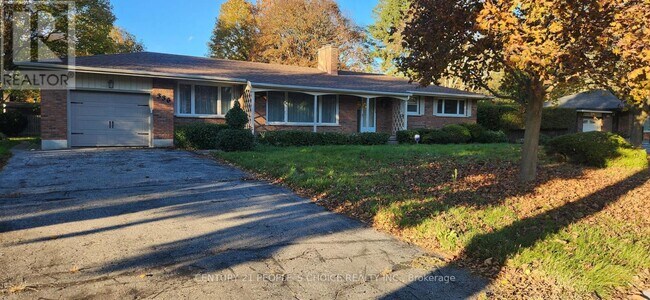 336 Conlin Rd E in Oshawa, ON - Building Photo - Building Photo