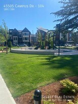 45505 Campus Dr in Chilliwack, BC - Building Photo